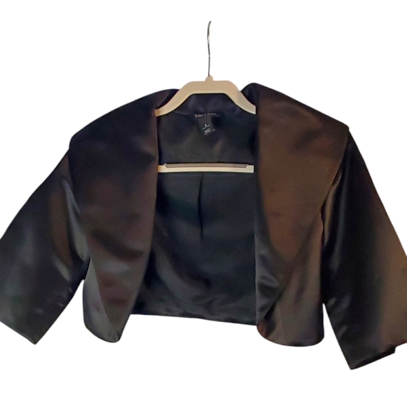 280- White House Black Market 3/4 sleeve black  lined Bolero jacket Sz 4 - Picture 1 of 5